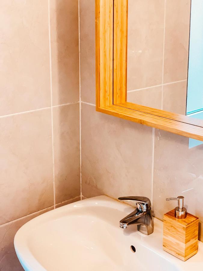 Contemporary City Apartment - By Nahuen Suites غراتس المظهر الخارجي الصورة